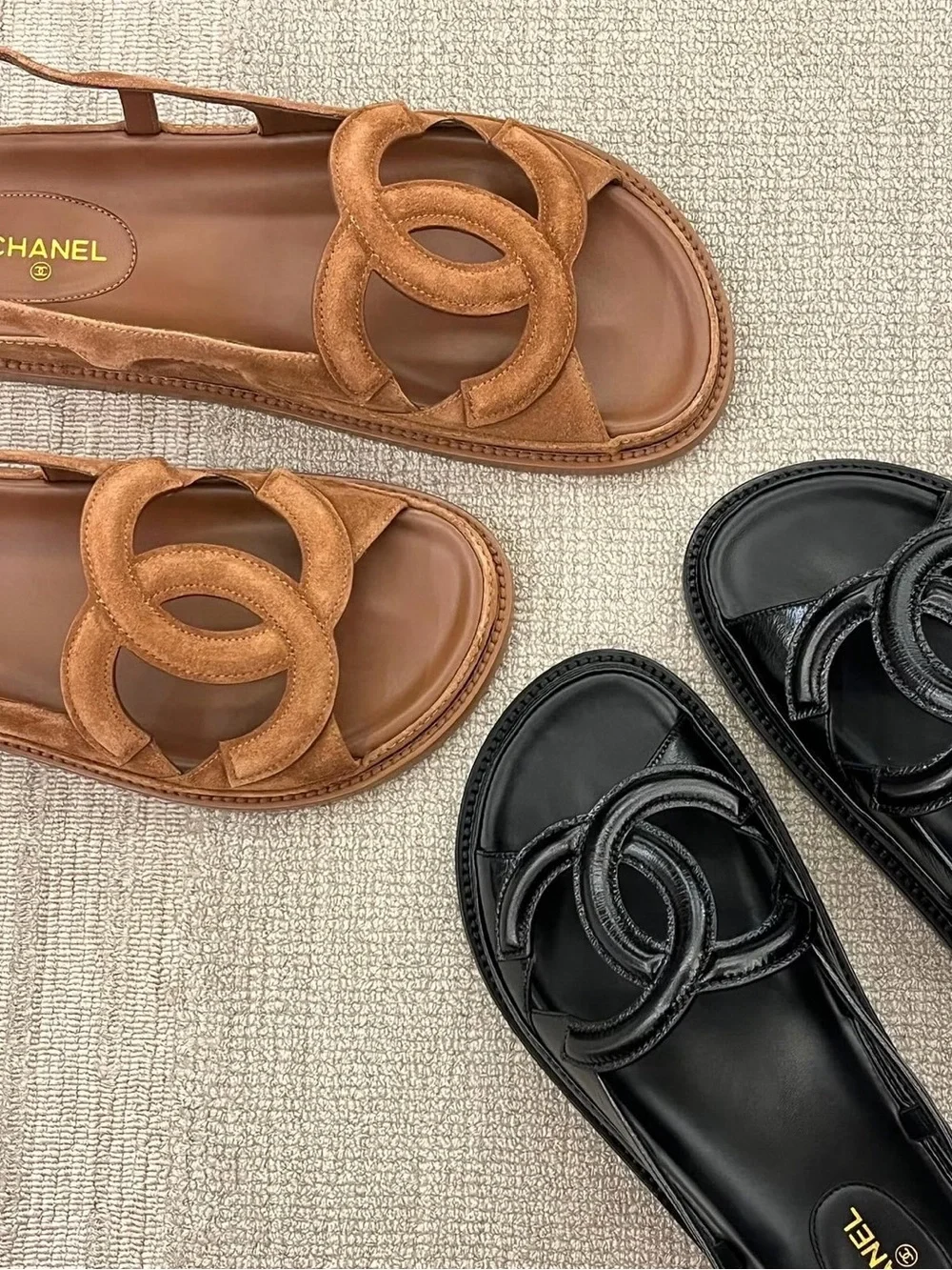 CHANEL Dad sandals 26B Blazy big CC logo suede sandals size 39.5